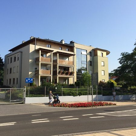 Apartament Pod Sosnami 乌斯特卡 外观 照片